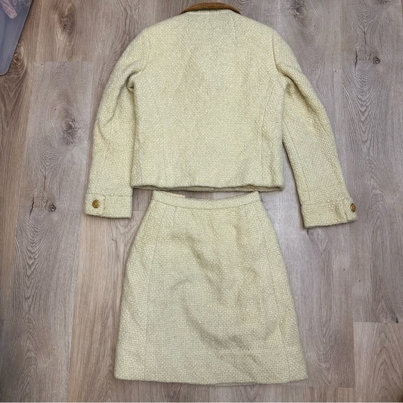 Vintage 1950’s Wool Tweed Jacket and Skirt Set - Picture 2 of 11